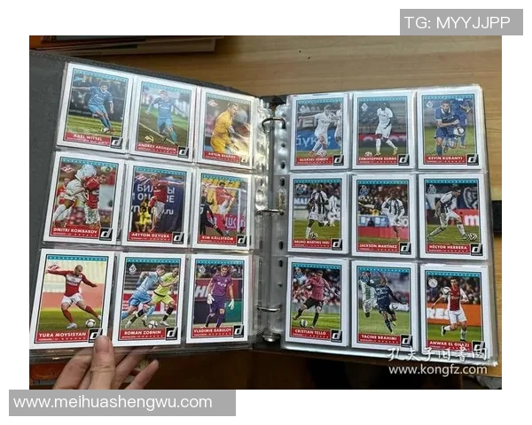 学校门口足球球星卡热卖吸引学生群体成收藏新潮流